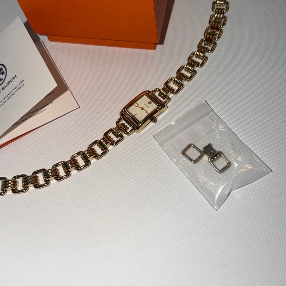NIB Tory Burch "The Elanor" 3 in one Beautiful long gold watch, wrap or strap - Picture 7 of 11